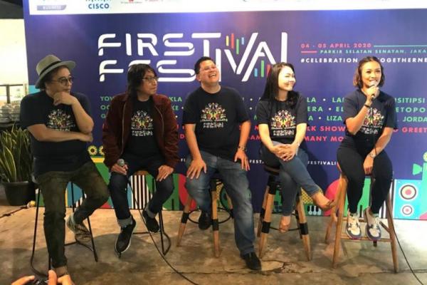 gelaran First Festival ini rencananya akan menghadirkan sederetan musisi dan figur ternama Indonesia yang diselenggarakan pada 4 dan 5 April 