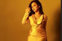 Lirik Galau, Resha Finoza Hadirkan Single "Tak Sanggup Lagi"