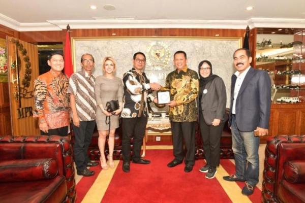Bambang Soesatyo bersama Yayasan Pusat Perfilman H. Usmar Ismail bekerjasama menyelenggarakan Sosialisasi Empat Pilar MPR RI dalam rangkaian acara peringatan Hari Film Nasional