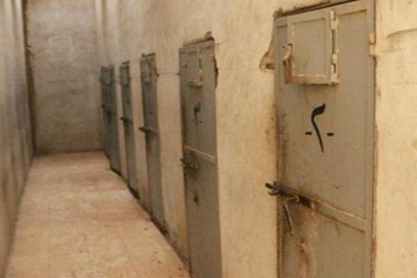 Rezim Suriah dikabarkan telah menahan 110 wanita Palestina dalam penahanan rahasia di seluruh jaringan penjara yang luas