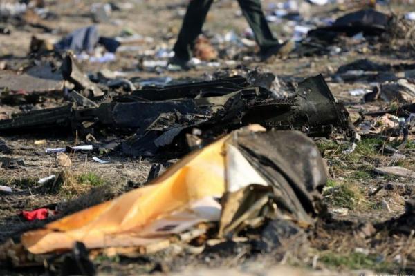 Otoritas penerbangan Iran telah setuju untuk mengirim kotak hitam dari pesawat Boeing 737 yang jatuh ke Ukraina untuk analisis.