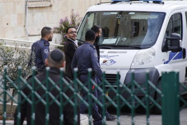 Penangkapan Ghaith terjadi dua hari setelah pasukan Israel menangkap Menteri Urusan Palestina Yerusalem Fadi Al-Hadami