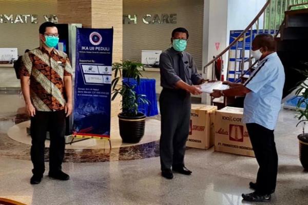 Setelah pekan lalu membantu sejumlah rumah sakit rujukan Jakarta, Selasa (7/4) giliran RS Jogjakarta International Hospital (JIH) dan RS UII Bantul, yang mendapat bantuan.