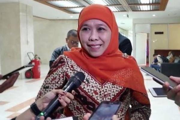 Gubenur Khofifah menyerahkan semua proses hukum kasus yang menjerat Bupati Nganjuk Novi Rahman Hidayat kepada KPK