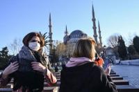 Masjid Istanbul Sediakan Makanan Gratis di Tengah COVID-19