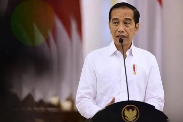 Jokowi menjelaskan, dana sebesar itu akan dialokasikan untuk berbagai upaya percepatan pemulihan sosial