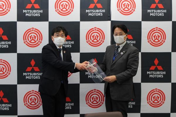 Sebanyak 1.500 alat pelindung wajah per bulan telah mulai diproduksi di Pabrik Okazaki di Prefektur Aichi
