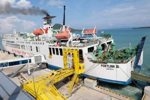 Harry Muhammad Adhi Caksono sebelumnya menjabat sebagai Direktur Utama PT Indonesia Ferry Property