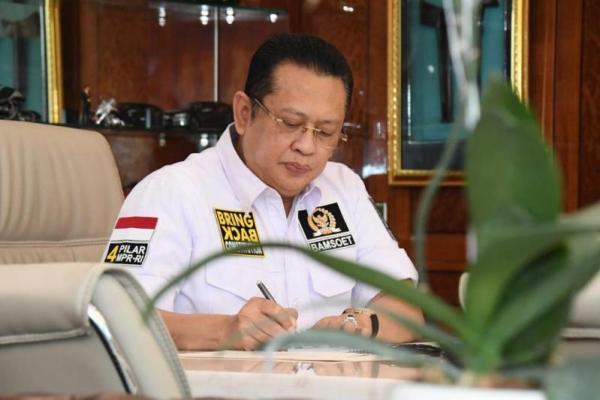 Ketua MPR Bambang Soesatyo (Bamsoet) menegaskan bahwa Pancasila akan selalu dan tetap relevan, kendati zaman terus berubah dan peradaban terus berkembang.