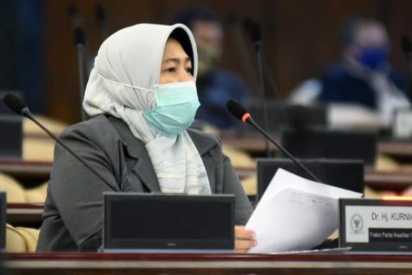 Anggota Komisi IX DPR RI Fraksi Partai Keadilan Sejahtera (F-PKS) Kurniasih Mufidayati mendesak pemerintah untuk menghentikan program Kartu Prakerja.