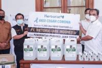 Herborist Berbagi 1.250 Liter Hand Sanitizer ke Pemprov Jatim