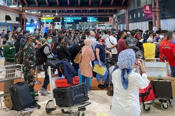 Sepanjang Januari - Desember 2022 jumlah pergerakan penumpang di Bandara Soekarno-Hatta mencapai 40,54 juta penumpang atau melonjak sekitar 57% dibandingkan dengan Januari - Desember 2021.