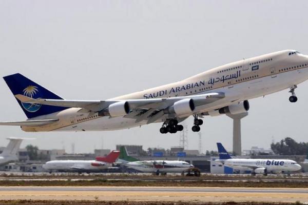 250.000 pekerjaan di Saudi Arabian Airlines diperkirakan akan hilang karena tindakan yang diambil oleh keluarga kerajaan.