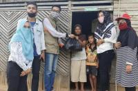 Pemuda Sijunjung Koto Bangun Beli Beras dari Petani Disalurkan ke Masyarakat