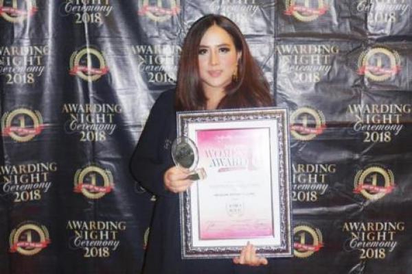 Pengusaha cantik Kadek Maharani bahagia raih Indonesia Women Award 2018/2019 kategori Women in Beauty.