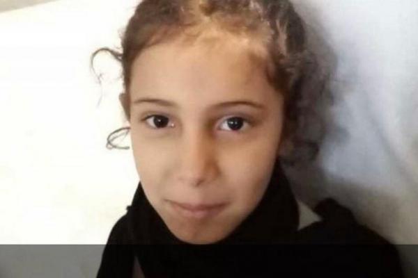  Seorang gadis Saudi dikabarkan tewas ketika buldoser menghancurkan rumah keluarganya di wilayah selatan Asir, Arab Saudi.