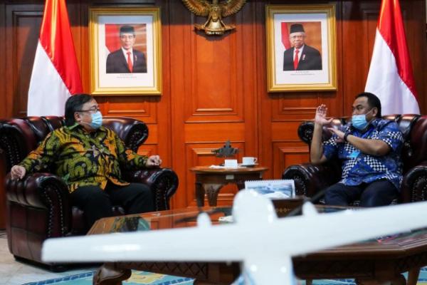 Wakil Ketua DPR RI Koordinator Bidang Industri dan Pembangunan Rachmat Gobel mengungkapkan pentingnya peran teknologi untuk kemandirian bangsa Indonesia.