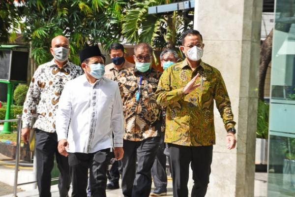 Timwas Pelaksanaan Penanganan Bencana Pandemi Covid-19 DPR RI secara resmi menggelar kunjungan kerja ke Kementerian Sosial Republik Indonesia (Kemensos RI), Jakarta, Selasa (16/6).