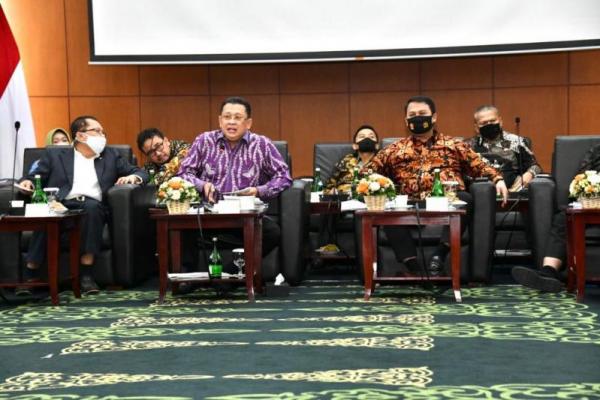 Pidato presiden akan langsung mengupas tentang laporan tahunan lembaga negara dan kepresidenan sekaligus penyampaian progres pembangunan daerah dan pidato dalam rangka HUT ke-75 Kemerdekaan Indonesia.
