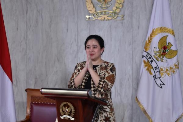 Ketua DPR RI Dr. (H.C.) Puan Maharani meresmikan Monumen Soekarno di Kota Aljir, ibu kota Aljazair secara virtual. Diharapkan, keberadaan monumen tersebut semakin mempererat hubungan RI dengan negara di kawasan Afrika.