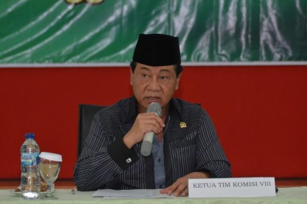Wakil Ketua Komisi VIII DPR RI Moekhlas Sidik memimpin Kunjungan Kerja Reses Komisi VIII ke Provinsi Jawa Timur. Dalam kunker ini Komisi VIII memberikan perhatian pada dampak sosial dari pandemi Covid-19 di Jatim.