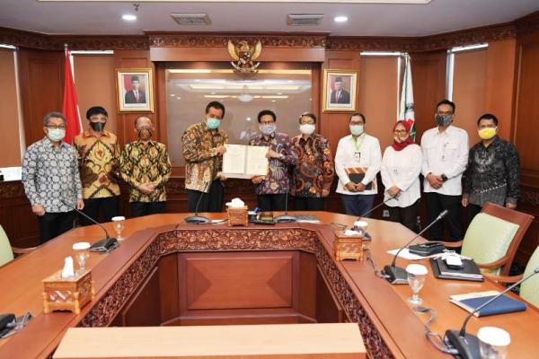Gus Menteri meminta Universitas Indonesia memberikan pendampingan terhadap desa, terutama pada bidang perencanaan pembangunan
