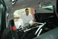 Tips Membawa Sepeda di Mobil Ala Rifat Sungkar