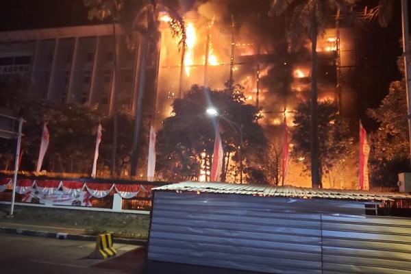 Isa menyampaikan biaya renovasi gedung Kejagung yang terbakar tidak masuk dalam Anggaran Pendapatan dan Belanjan Negara (APBN) 2020