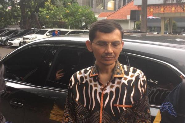 Penyidik Polda Metro Jaya akan memanggil Hadi Pranoto sebagai terlapor dan saksi dalam kasus dugaan hoax penemuan obat Covid-19.