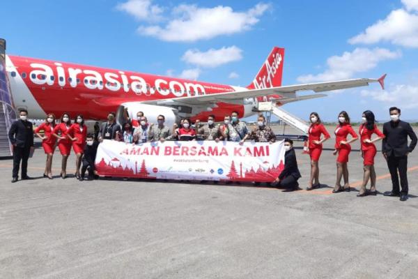 AirAsia melakukan sejumlah inisiatif untuk meningkatkan kenyamanan para tamu.