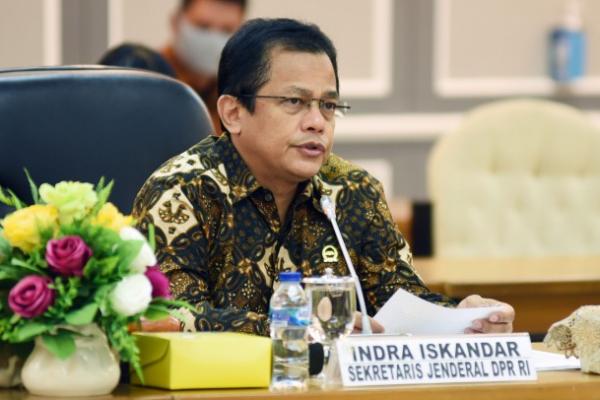 Sekjen DPR Indra Iskandar memberikan dukungan penuh terhadap proyek perubahan strategi ‘SITERANG’ Pusat Pemantauan Pelaksanaan Undang-Undang (Puspanlak UU) Badan Keahlian DPR RI.