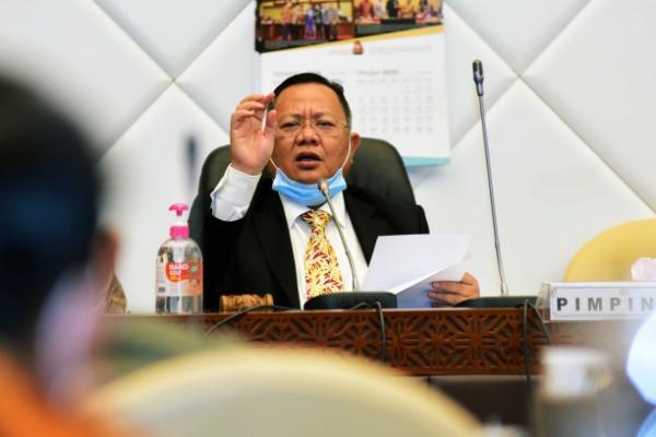 Menteri Pertanian Syahrul Yasin Limpo menyatakan, Kementan berupaya menyelesaikan mega proyek food estate seluas 30.000 hektar hingga akhir tahun 2020 di Kalimantan Tengah (Kalteng).