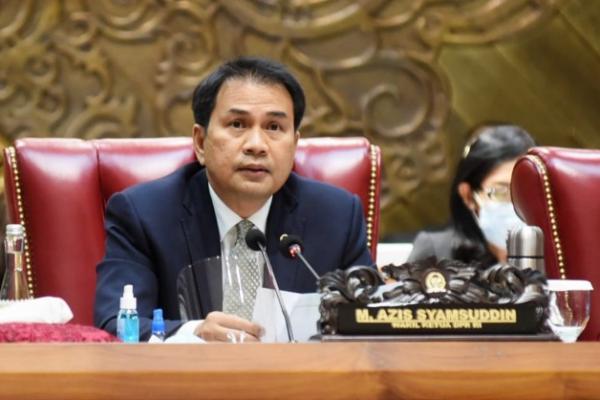 Wakil Ketua DPR RI Azis Syamsuddin meminta pemerintah melalui Satgas Covid-19 dapat melakukan langkah tegas terhadap masyarakat yang tidak dapat menerapkan protokol kesehatan.