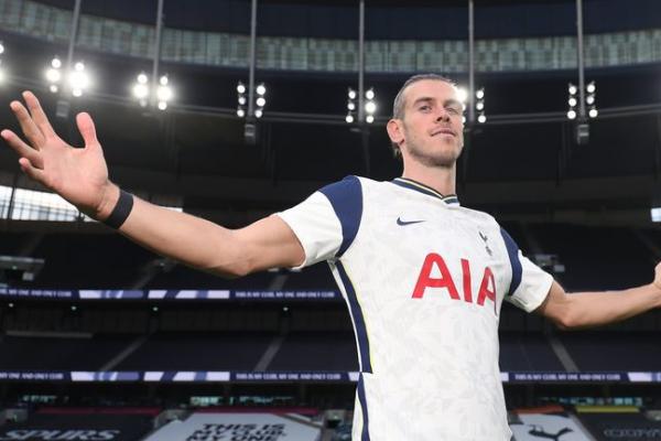 Pelatih Tottenham Hotspurs akhirnya paham cara untuk menemukan bentuk terbaik Gareth Bale di Tottenham, setelah diberi tahu oleh Jermaine Jenas.