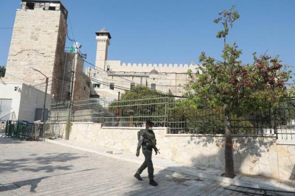 Pasukan pendudukan Israel menutup Masjid Ibrahimi di kota Hebron, Tepi Barat 
