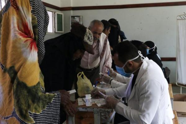Sebanyak 110 dokter yang bekerja di Rumah Sakit Umum Ibnu Sina di Kota Mukalla di Provinsi Hadhramaut mengundurkan diri 