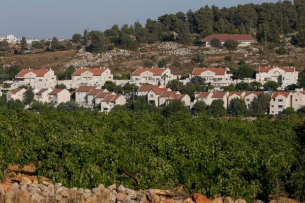 Pemerintah Inggris sangat prihatin tentang persetujuan Israel untuk pembangunan 800 unit perumahan pemukim baru di Tepi Barat yang diduduki.