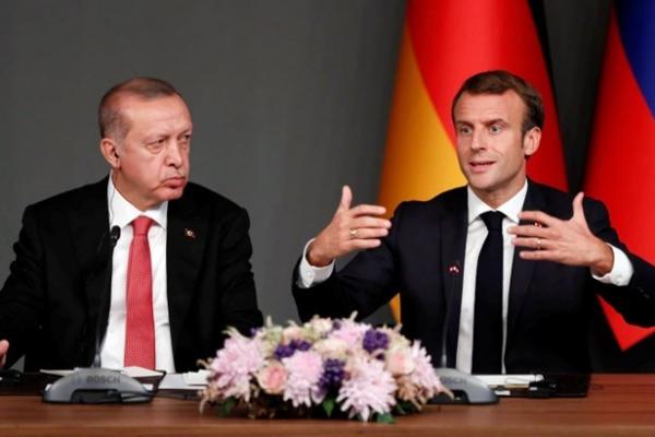 Para pemimpin Prancis dan Turki sudah berselisih mengenai hak maritim di Mediterania Timur, Libya dan konflik terbaru di wilayah separatis Azerbaijan di Nagorno-Karabakh.