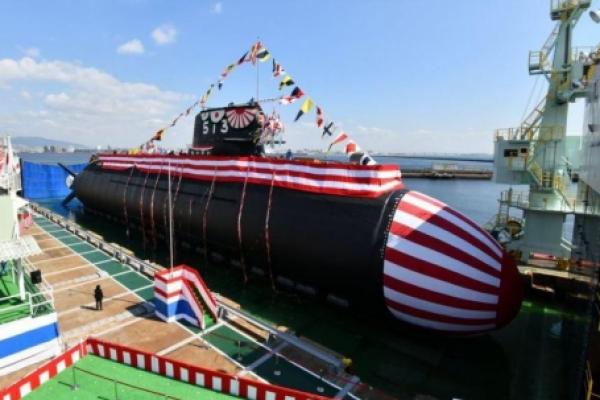 Jepang meluncurkan kapal selam terbarunya, yang bertenaga diesel-listrik dilengkapi dengan baterai lithium-ion
