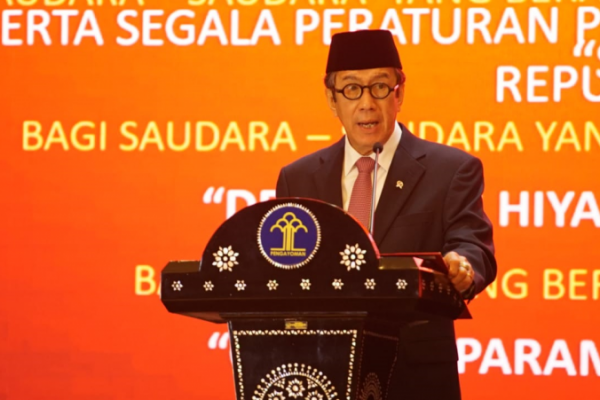 Menteri Hukum dan HAM Yasonna Laoly menyoroti persoalan kongres luar biasa (KLB) Partai Demokrat di Deli Serdang, Sumatra Utara saat rapat dengan Komisi III DPR RI, Rabu (17/3). 