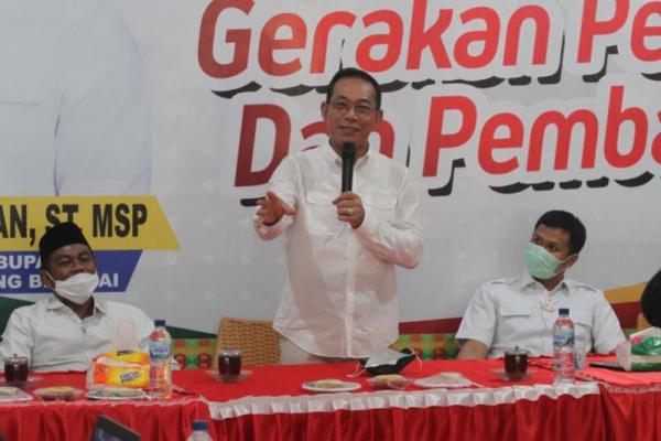 Dalam kunjungan ini, Gus Irawan mengatakan, sudah memberikan perintah kepada tujuh anggota Dewan dari partai Gerindra yang duduk di kursi dewan untuk mendukung penuh pasangan Wiwik dan Adlin.