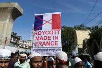 Puluhan Ribu Warga Bangladesh Demo Anti Prancis