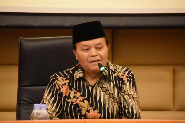 Wakil Ketua MPR RI Dr. H M Hidayat Nur Wahid, MA mengatakan semestinya seluruh masyarakat, khususnya para pemimpin Bangsa Indonesia, mengerti dan memahami Empat Pilar MPR RI.