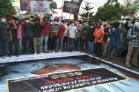 Aksi FPP Sumut di Kantor Gubsu: Tolak Kedatangan Habib Rizieq ke Medan