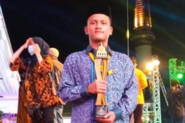 Kedua putra terbaik Padanglawas itu merupakan finalis terbaik 1 cabang masing-masing pada MTQ Tingkat Provinsi Sumatera Utara di Kota Tebing Tinggi.