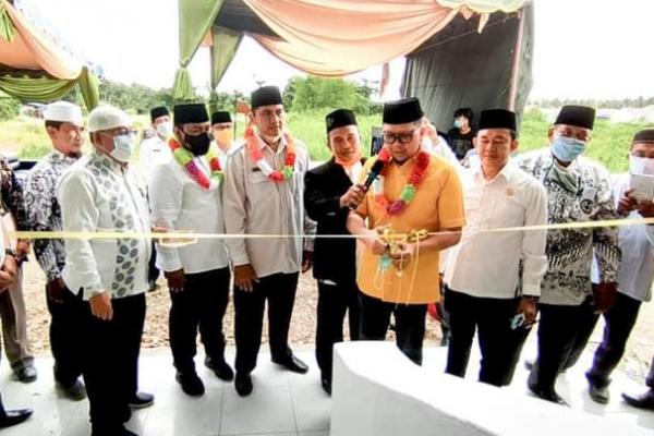 Dalam kesempatan tersebut, Yayasan As Salamah Kota Tanjungbalai menghibahkan tanah Seluas 1 Ha dan 1 unit Gedung sekolah kepada Kementerian Agama Kota Tanjungbalai.