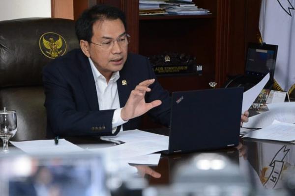 Wakil Ketua DPR RI Azis Syamsuddin pun mengecam tindakan penyiksaan terhadap Tenaga Kerja Indonesia (TKI) berinisial MH yang disiksa oleh majikannya di Malaysia.
 