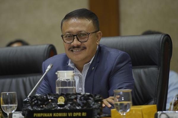 Wakil Ketua Komisi VI DPR RI Gde Sumarjaya Linggih merespon permohonan pencabutan izin PT Kebun Tebu Mas (KTM) sebagaimana surat tertanggal 15 Juli 2021 yang dikirimkan oleh Federasi Serikat Pekerja BUMN Bersatu kepada Menteri Perindustrian.