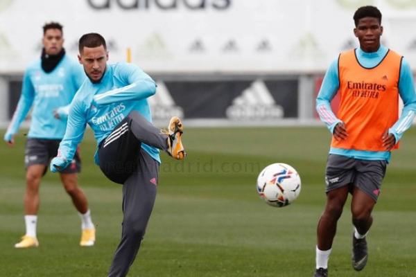 Hazard baru saja merumput akhir pekan lalu bersama El Real, usai pulih dari cedera sebelumnya yang membuat dia menepi selama dua bulan.