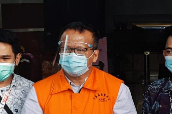 Plt Juru Bicara KPK, Ali Fikri mengatakan, anggota Komisi V DPR dari fraksi Partai Gerindra itu diperiksa dalam rangka penyitaan sejumlah barang mewah yang diamankan dalam kegiatan tangkap tangan Edhy.